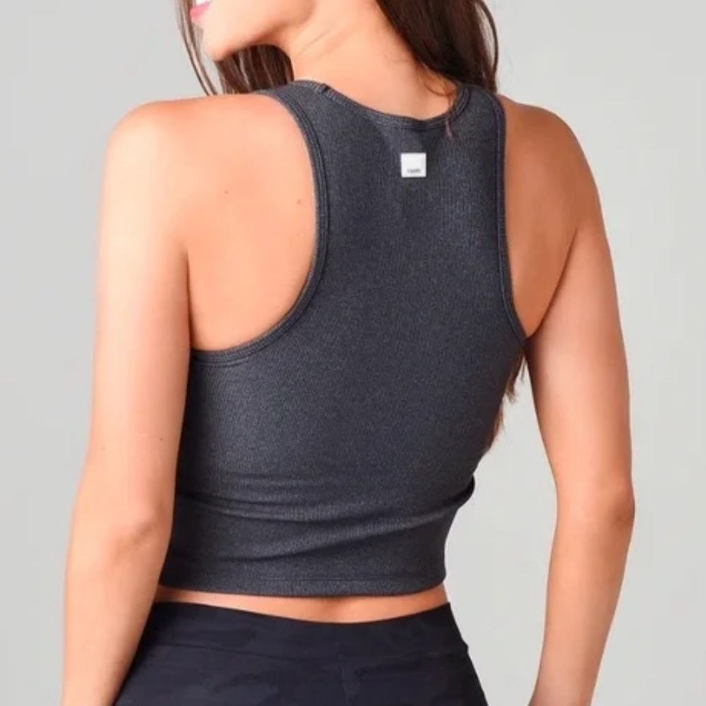 Vuori Plyo Gray Tank